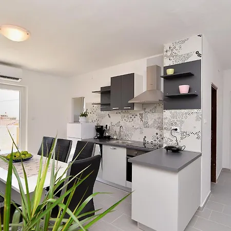 Apartment Valter 1938 Vodnjan